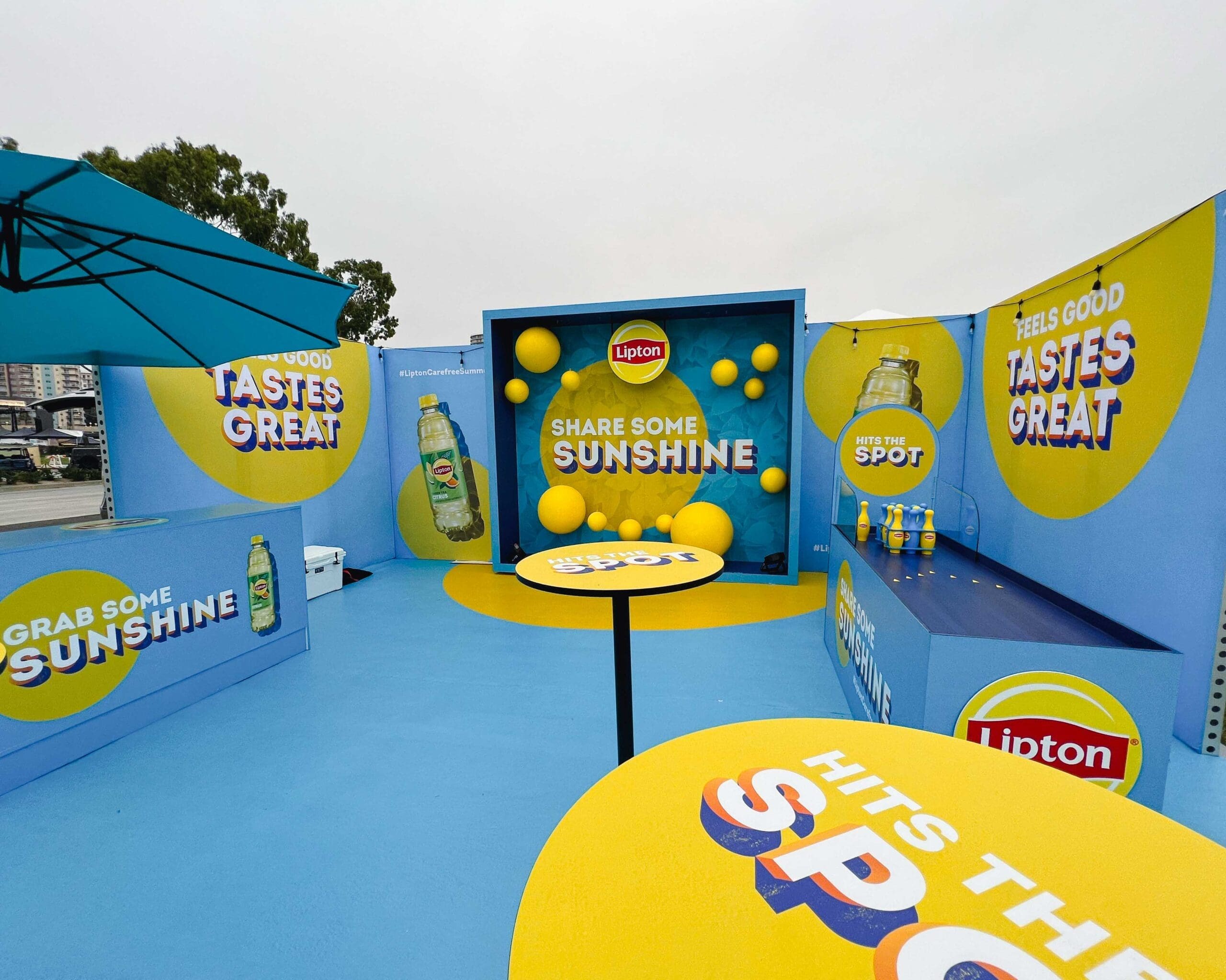 Lipton pop-up activation with branded photo backdrops